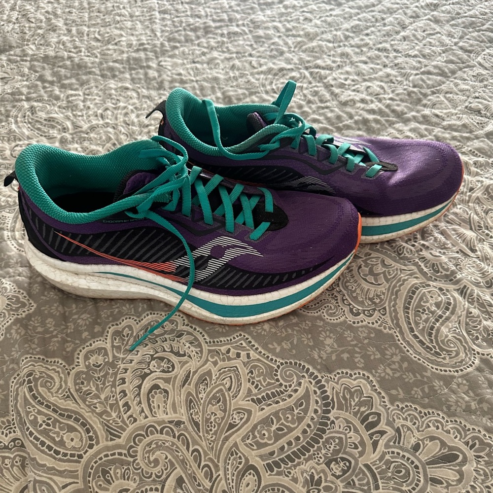 Saucony Endorphin Speed 2 running shoes women’s 9.5